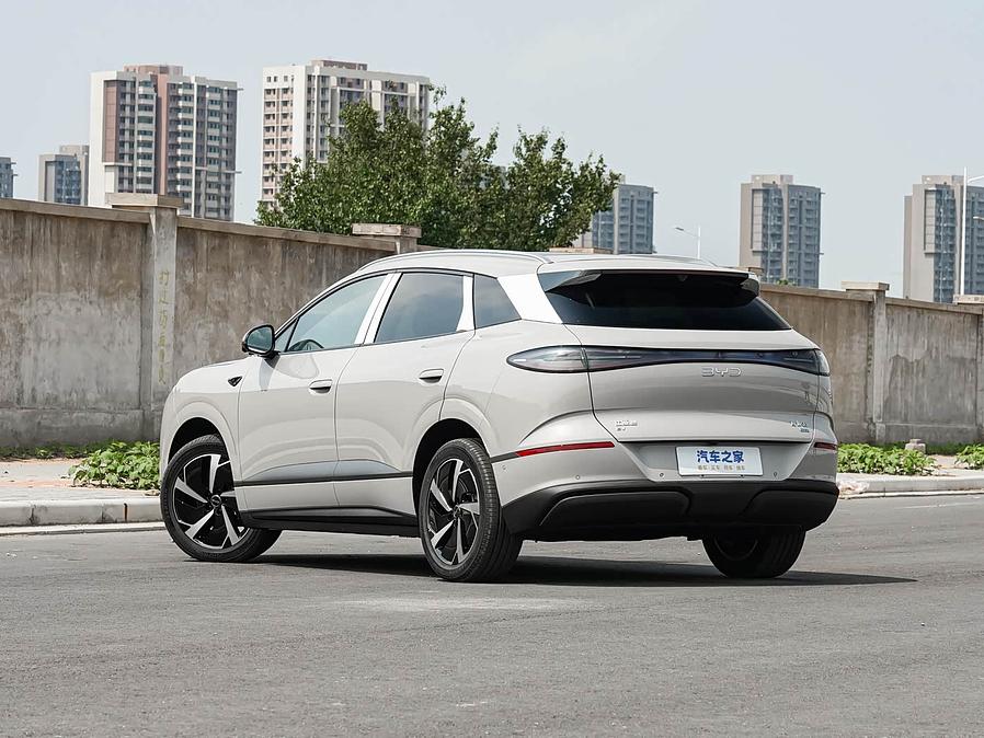BYD Sea Lion 06