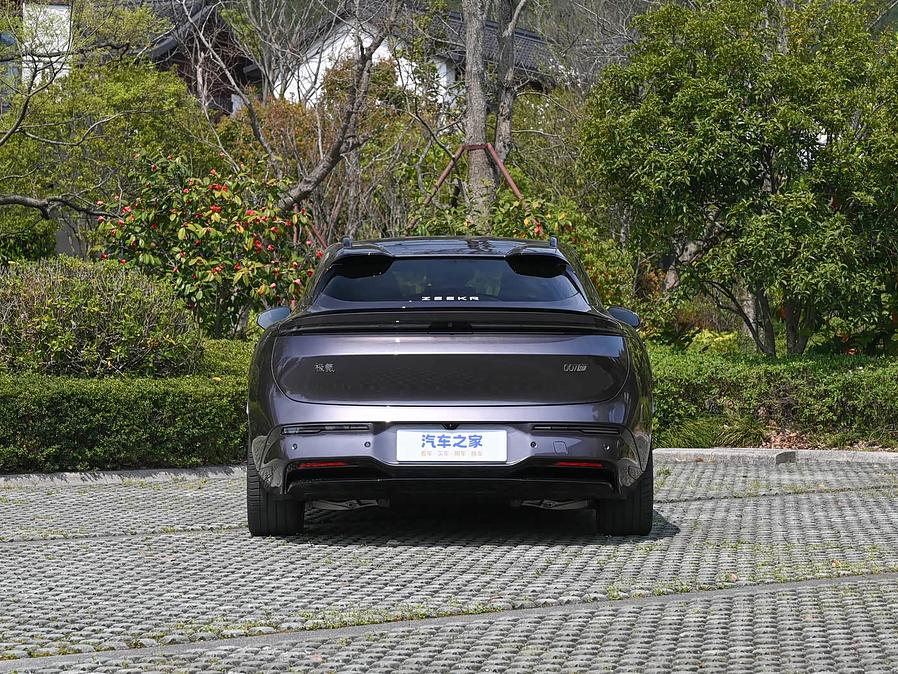 Zeekr 007GT L.Riker