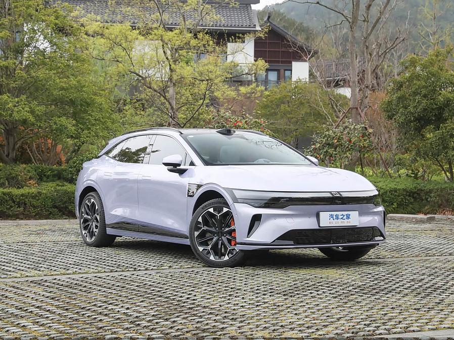 Zeekr 007GT L.Riker